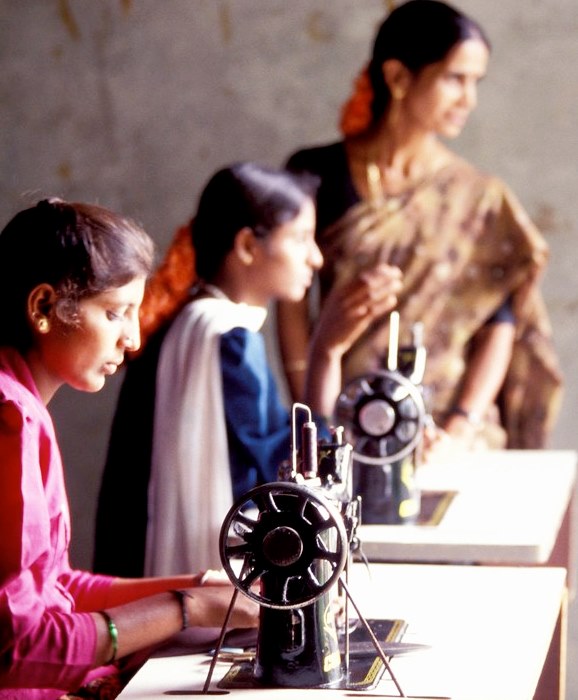 Sewing Machine Distribution